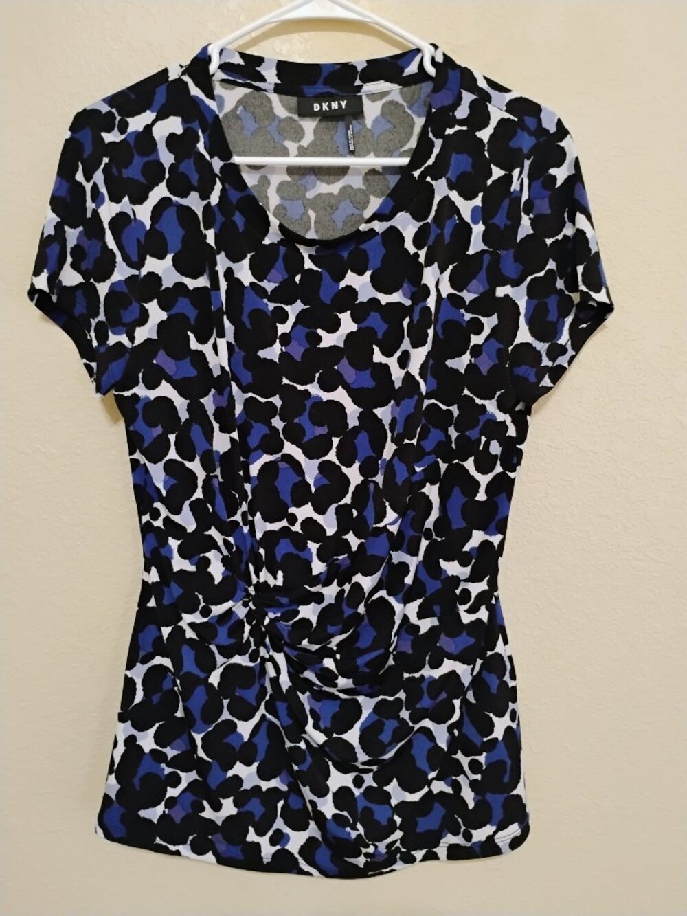 DKNY L Blue Black Leopard Print Twist Front Blouse Top
